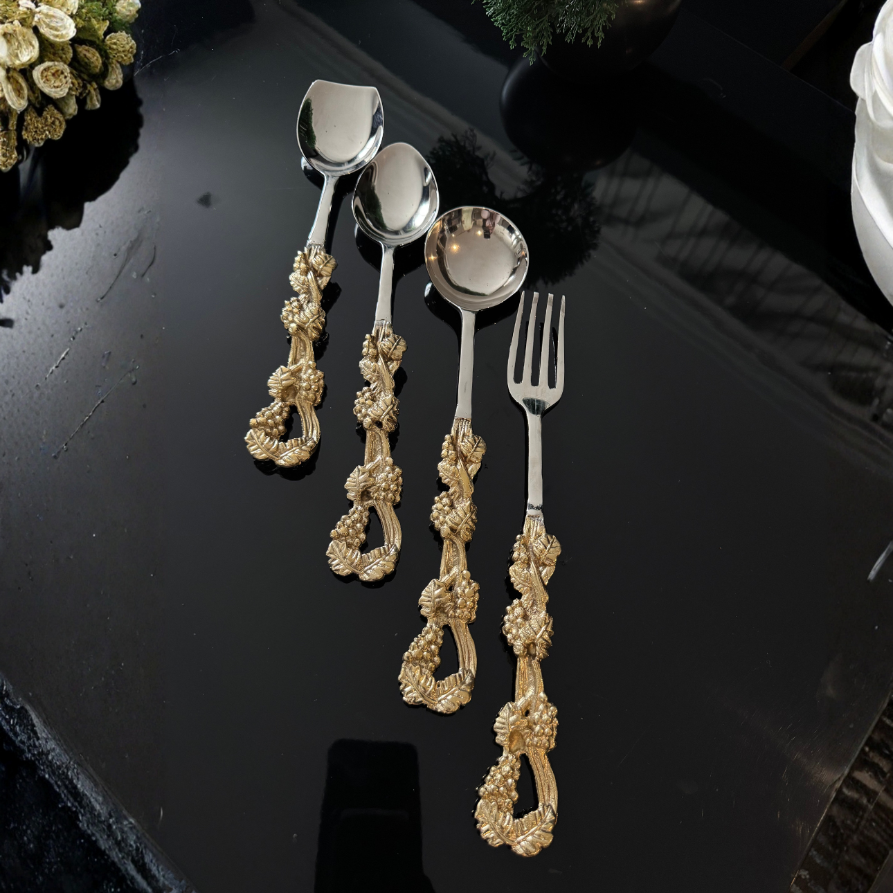 Royal Vine Gold Serving Set